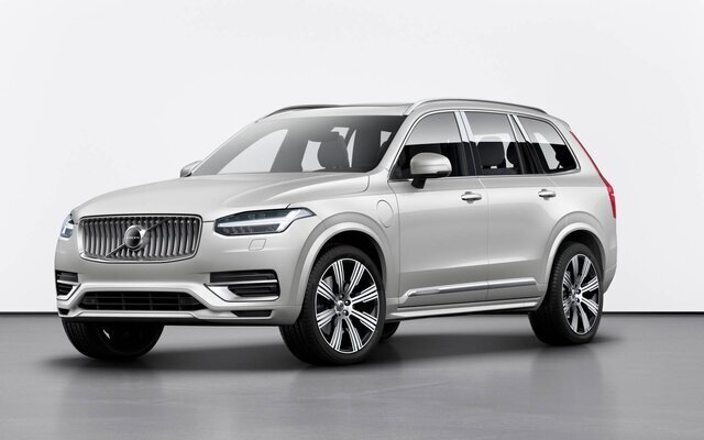 2020 Volvo XC90 T6 Momentum AWD